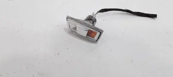 Opel Astra H Front fender indicator light