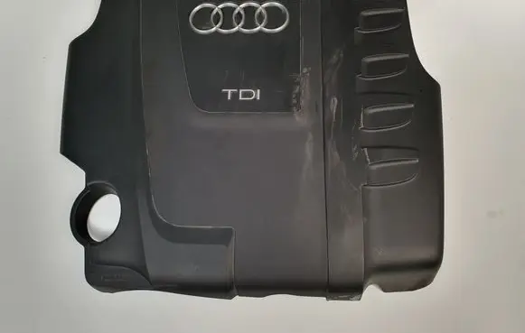 Audi A5 Sportback 8TA Engine cover (trim) 03L103925