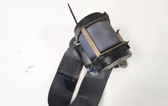 Renault Megane I Rear seatbelt