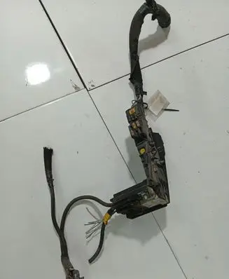 Citroen C4 I Picasso Positive cable (battery) 28201235