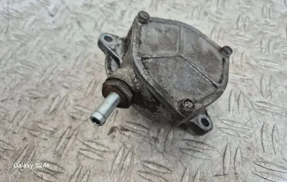 Subaru Forester SH Vacuum pump