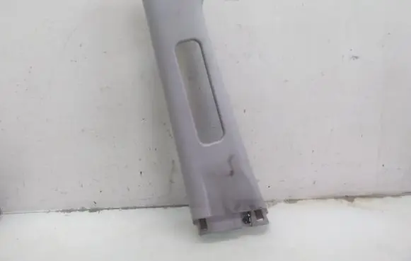 Mazda 6 Seat belt trim 