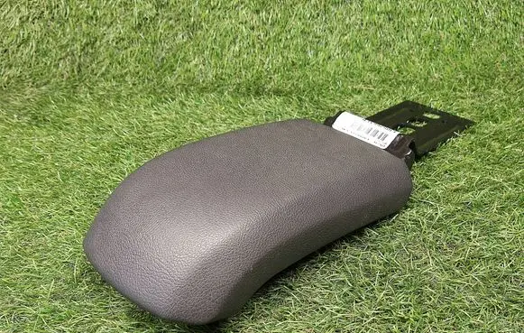 Ford Fiesta Armrest 1305766XCB