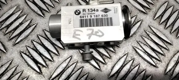 Air conditioning (A/C) expansion valve