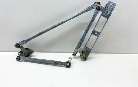 Mercedes-Benz SLC C107 Front wiper linkage and motor 1078200043 A1078200043