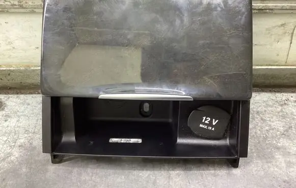 Ashtray (front)