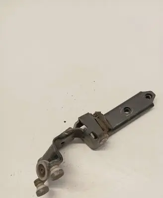 Volkswagen Transporter - Caravelle T5 Sliding door middle roller runner 7H0843336D 7H0843336B 7E0843398G
