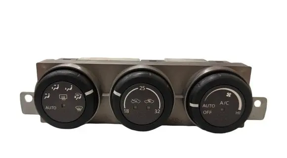 Nissan X-Trail T30 Climate control unit 27500EQ410 4J06 A0200018A04002