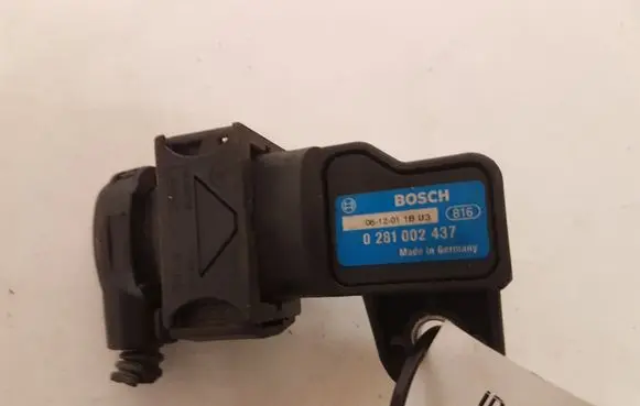 Alfa Romeo 147 Air pressure sensor 0281002437