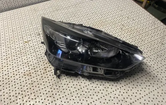 Mazda CX-3 Headlight/headlamp