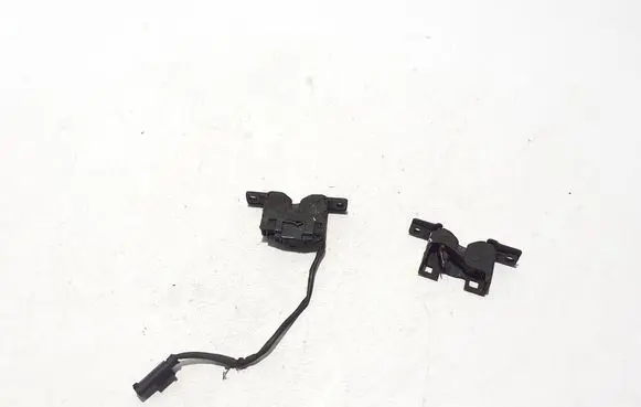 Mercedes-Benz SLK R171 Engine bonnet (hood) release handle A2308800060