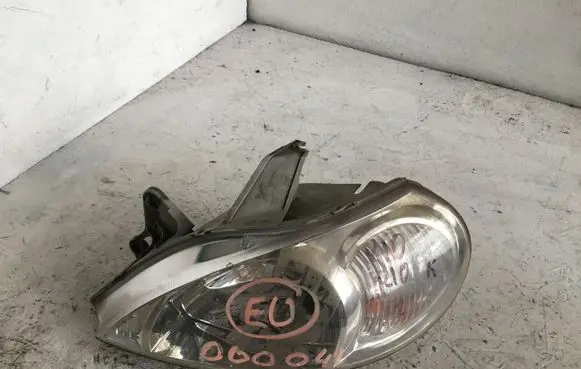 KIA Rio Headlight/headlamp