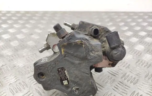 Chrysler 300 - 300C Fuel injection high pressure pump A6420700501 0445010145