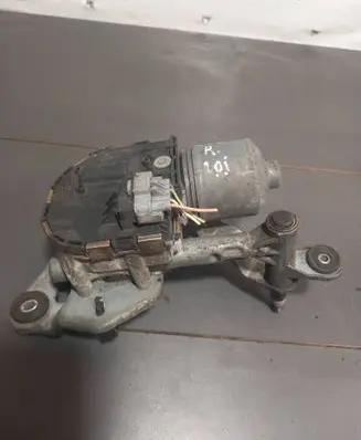 Peugeot 407 Wiper motor 0390241722