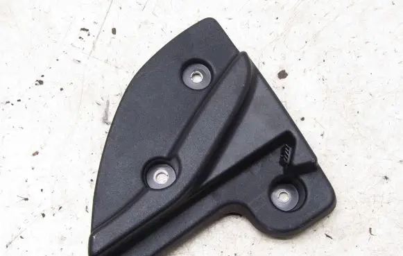 Fiat 500X Parcel shelf load cover mount bracket 735628739