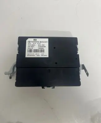Toyota Prius Prime Radio/CD/DVD/GPS head unit 8674047230 8674047730