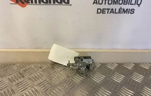 Iveco Daily 35 - 40.10 Rear door lock