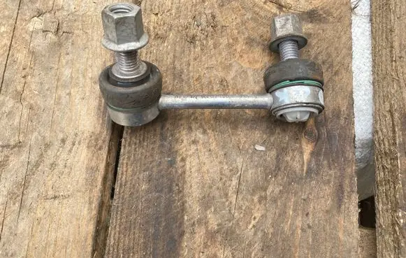 Rear anti-roll bar/stabilizer link