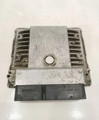 Volkswagen Golf V Engine control unit/module 03F906070BP 5WP44616 03F906070