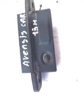 Toyota Avensis T270 Tailgate opening switch 