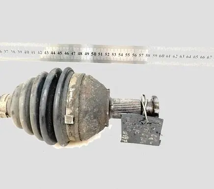 Volkswagen Polo IV 9N3 Front driveshaft