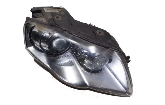 Volkswagen PASSAT B6 Headlight/headlamp 89312669 89035114