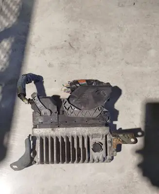 Toyota Yaris Engine control unit/module 896610df60 mb2754005235