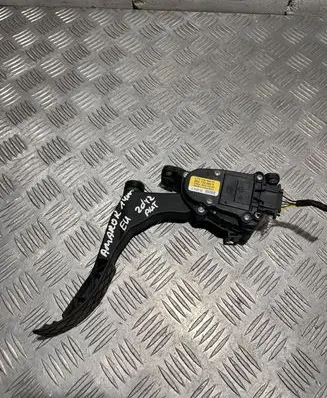 Volkswagen Amarok Accelerator throttle pedal 6Q1723503P