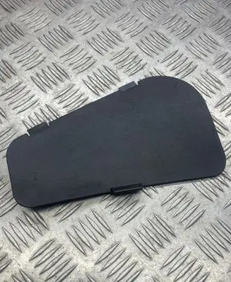 Chrysler 300 - 300C Wiper trim MCP001370A 32892