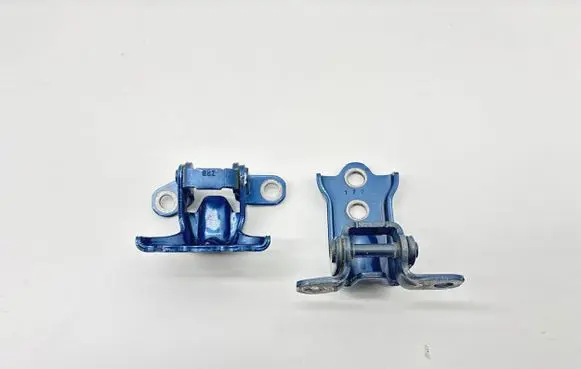 Rear door hinge set