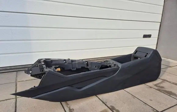 Audi A4 S4 B9 8W Center console 8W0864981 3200201118 20111824601