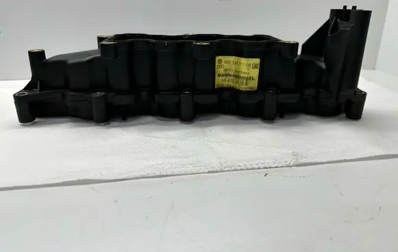 Volkswagen Touareg II Intake manifold 057129711AK