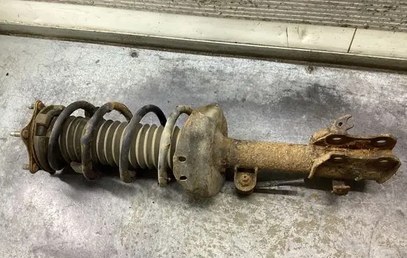 Honda CR-V Front shock absorber with coil spring