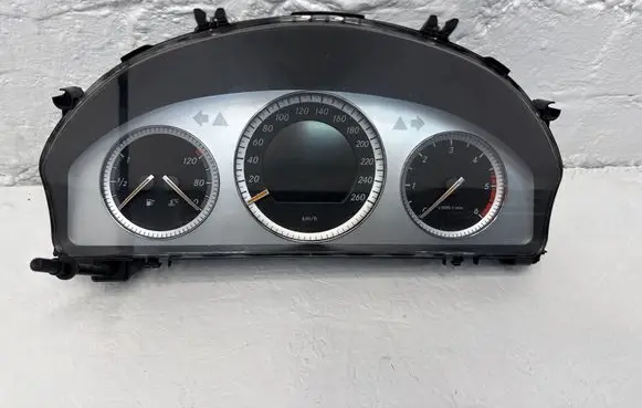 Mercedes-Benz C W204 Speedometer (instrument cluster) A2C53257641 A2045402211 A2045403148