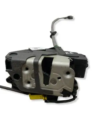 Ford Kuga II Front door lock BM5AA21813DE 921763105 270114