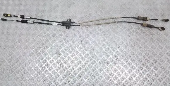 Volvo V70 Gear shift cable linkage 31302108