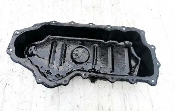 Oil sump