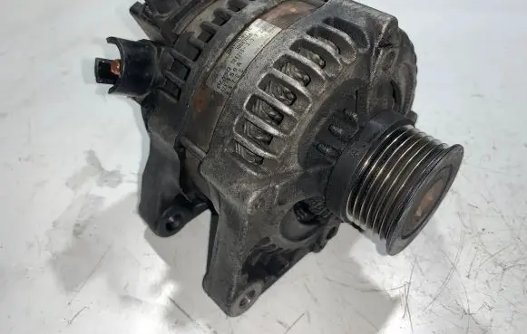 Mazda 3 I Generator/alternator 1042103522 30667068 3M5T10300YC