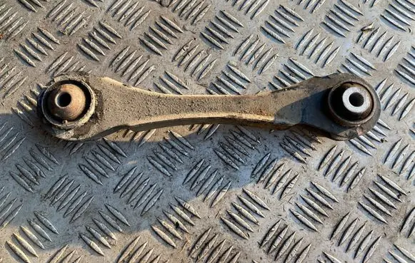 BMW 1 F20 F21 Rear control arm 6792517