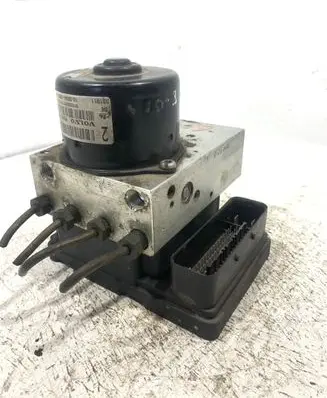 Volvo V70 ABS Pump 8619968 5WK84000 10092504023