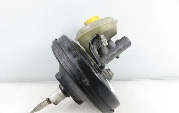 Audi A6 S6 C5 4B Brake booster 4B0612105