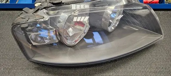 Audi A3 S3 8P Headlight/headlamp 8P0941004K 0301206202