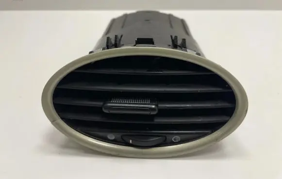 Ford Focus Dashboard side air vent grill/cover trim 6N41A014L21 4M51A014L21BC 4M51A014L21AD