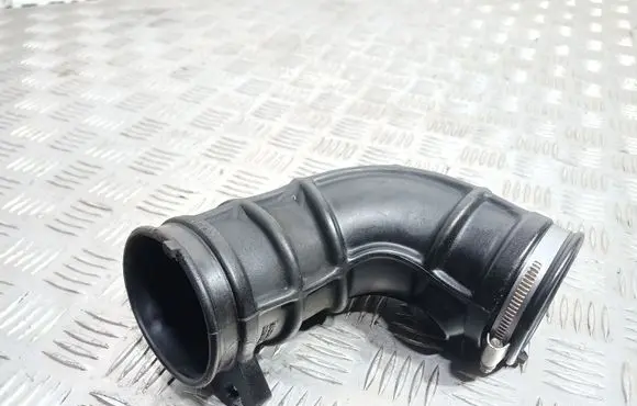 Opel Vectra B Air intake hose/pipe 90572051