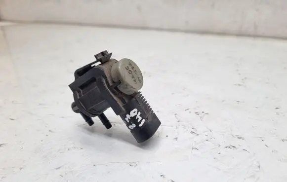 Audi A4 S4 B8 8K Turbo solenoid valve 1K0906283A