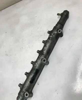 Volvo S60 Fuel main line pipe