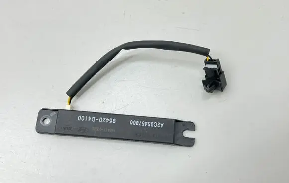KIA Optima Aerial antenna amplifier 95420D4100 14041700380