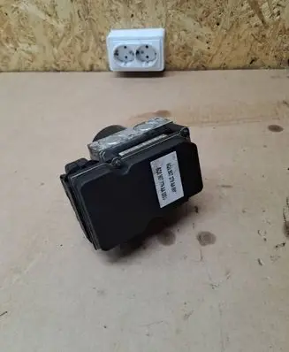 Volkswagen Polo IV 9N3 ABS Pump 0265231426