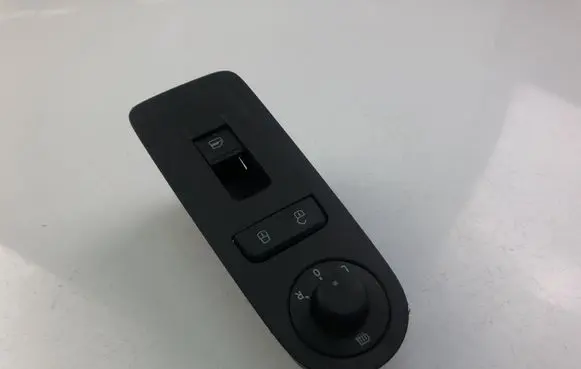 Volkswagen Up Electric window control switch 1S0867255D