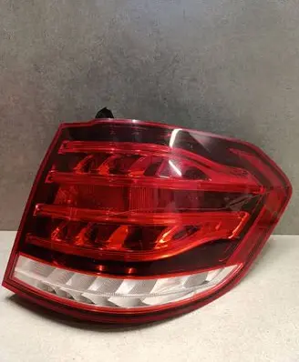 Mercedes-Benz E W212 Rear/tail lights A2129061803 615912 ZGS014R0